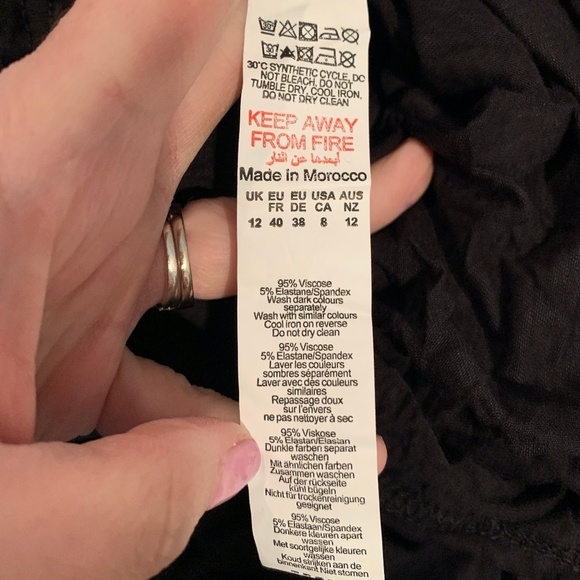 Pretty Little Things One Shoulder Long Sleeve Bodycon Dress Black size 8 NWT - Picture 5 of 5